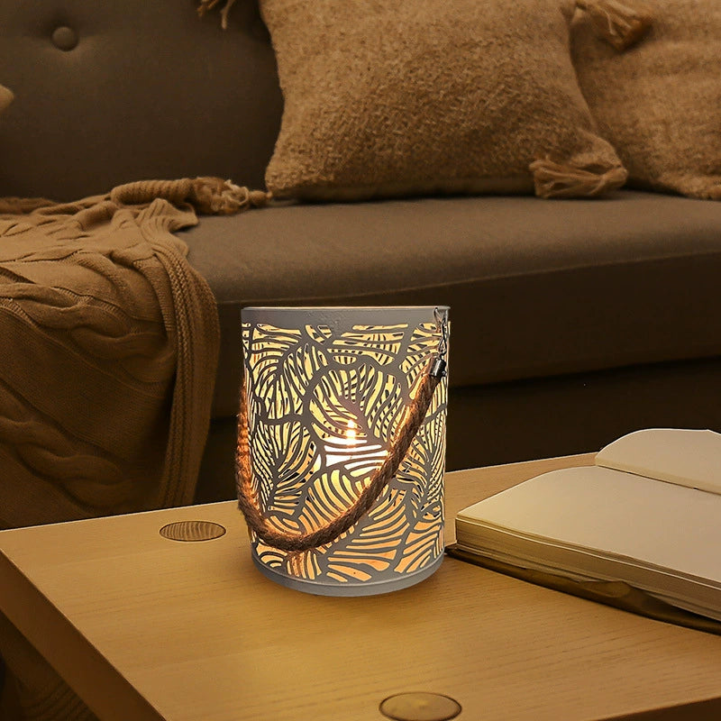 2-Pack Leaf Pattern Metal Candle Lanterns - Iron Candle Holders & Aromatherapy Decor