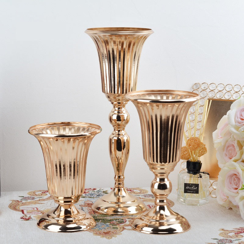 Premium Rust Resistant Table Vase Centerpiece Gold Metal Floral Arrangement for Wedding Banquet Anniversary Ceremony Decor
