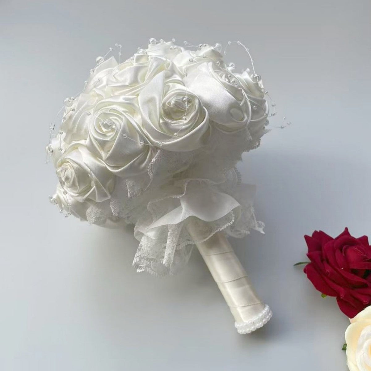 Bulk Ivory White Rose Wedding Bouquets for Bride Bridesmaid Bouquet Bridal Silks Artificial Roses for Wedding Church Home Decoration Wedding Decoration Wholesale
