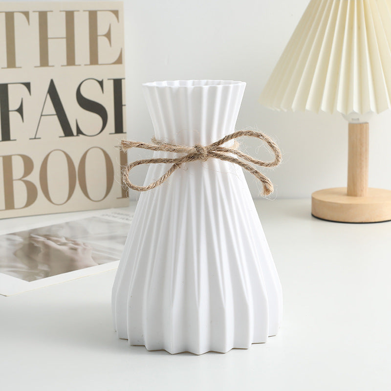 Bulk 2 Pcs 6.7X4.7in Water Corrugated Plastic Vase with Rope Paper Folding Shape Vases Wholesale
