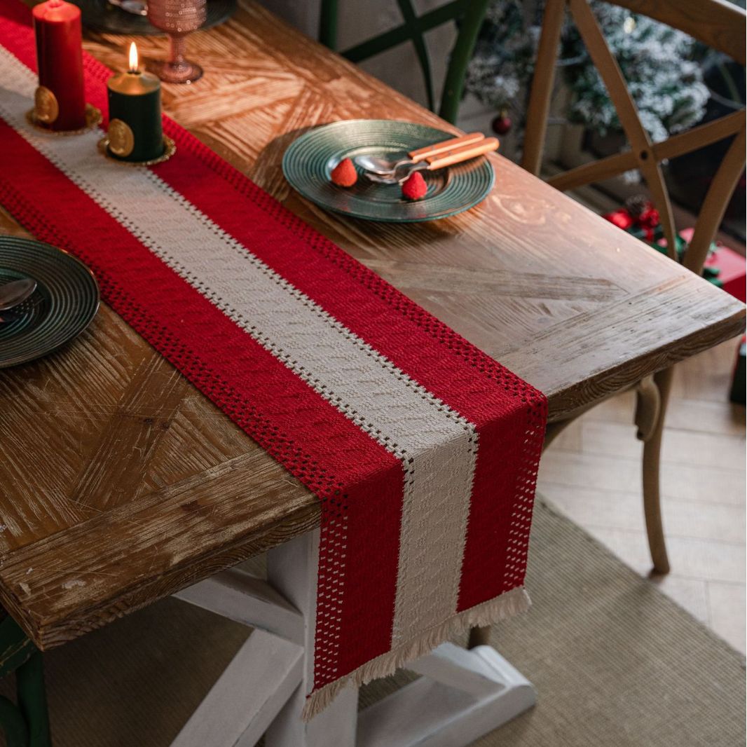 Bulk Red White Stripes Table Runner With Tassel for Home Party Decor Wholesale