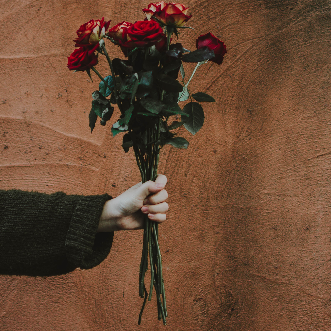 How to clean artificial flowers