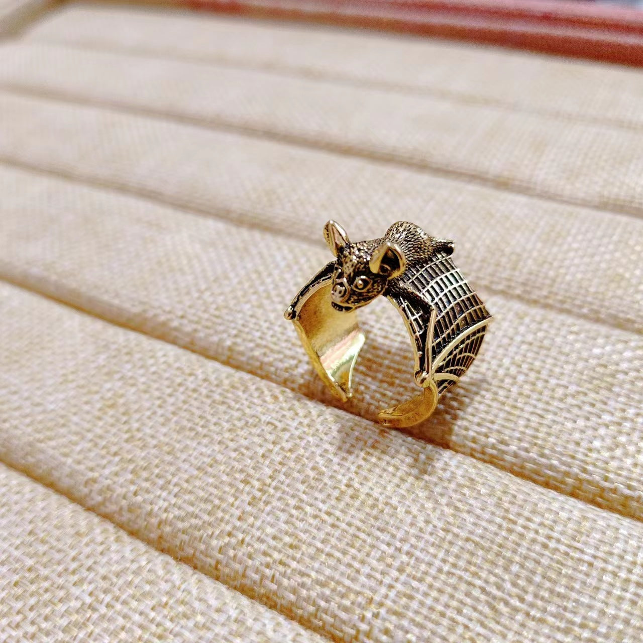 Bulk 12 Pcs Vintage Gothic Bat Rings Adjustable Halloween Bat Wing Rings for Women and Men Halloween Cosplay Party Accessories Wholesale