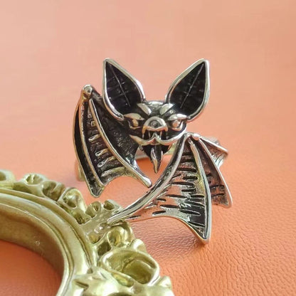 Bulk 12 Pcs Vintage Gothic Bat Rings Adjustable Halloween Bat Wing Rings for Women and Men Halloween Cosplay Party Accessories Wholesale
