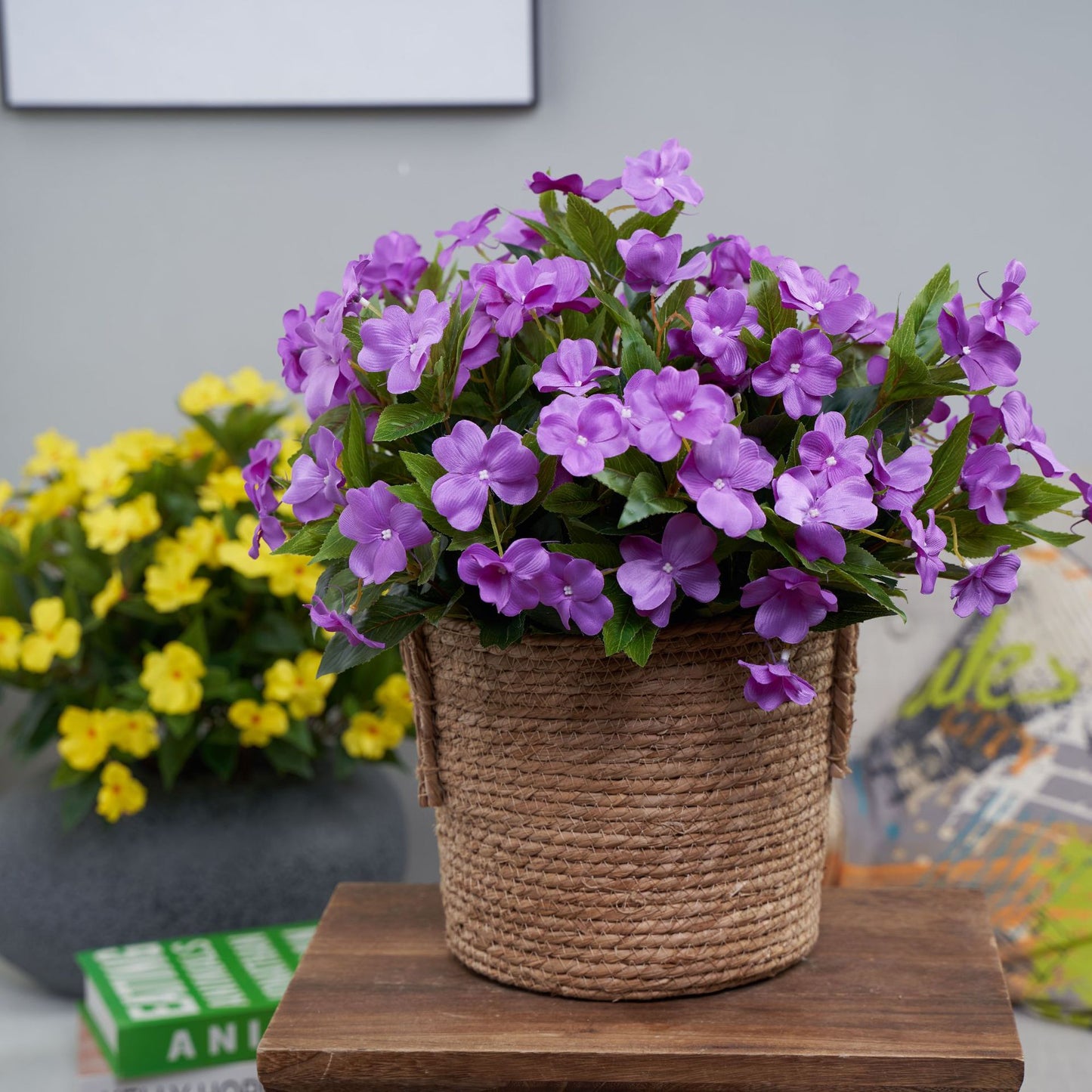 Bulk 4 Pcs Artificial Impatiens Flowers Displays Poolside Wholesale