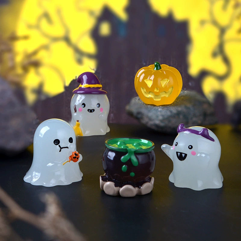 Glow in The Dark Halloween Miniatures, Set of 6 Ghost & Pumpkin Resin Figurines for Spooky DIY Crafts, Terrarium Decor, Weddings & Parties