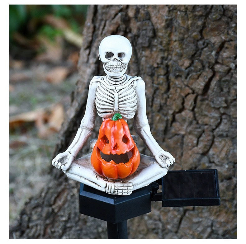 Spooky Solar Garden Stakes, 16" Jack O' Lantern & Skull Lights, Waterproof Resin Pathway Markers for Halloween Yard, Patio & Event Decor