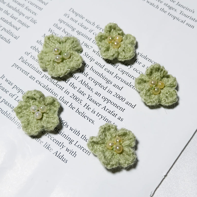 Cozy Knitted Daisy Flowers, 5-Pack, 1-Inch Yarn Flower Appliques for DIY Wedding Crafts, Gift Wrapping & Scrapbooking, Warm Autumn Tones