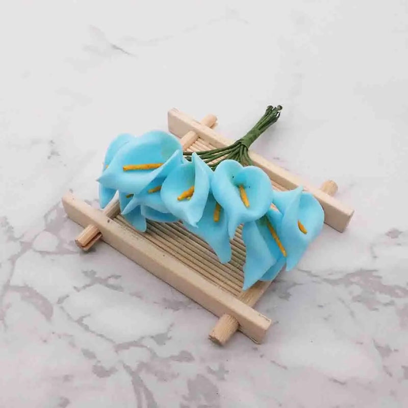 Mini Calla Lily Bouquet, 4.5" Realistic Foam Flowers with Leaves, Elegant Stems for DIY Wedding Corsages, Boutonnieres & Gift Box Decor