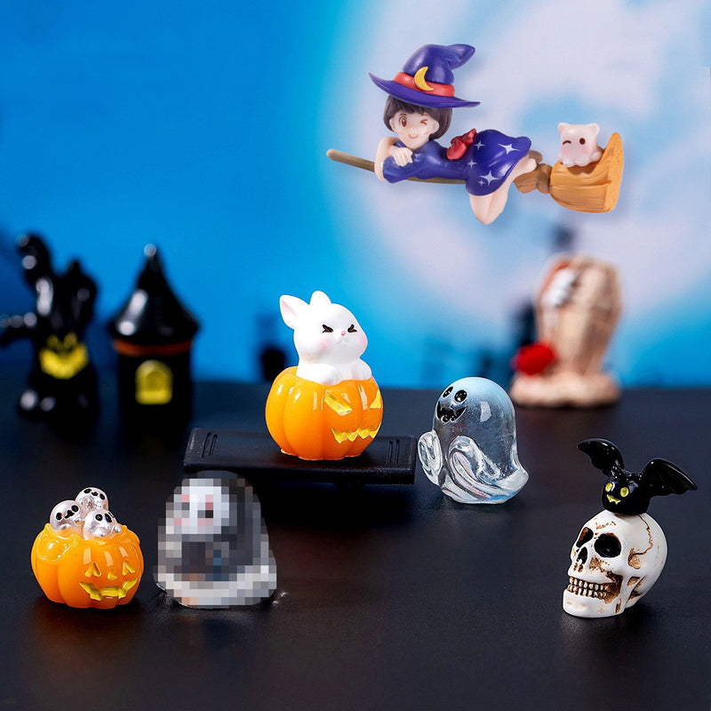 Halloween Crystal Ball Decorations, Set of 3, Miniature Resin Figurines Featuring Ghosts, Pumpkins, and Witches, Perfect for Home Decor, Event Styling, and Gifts