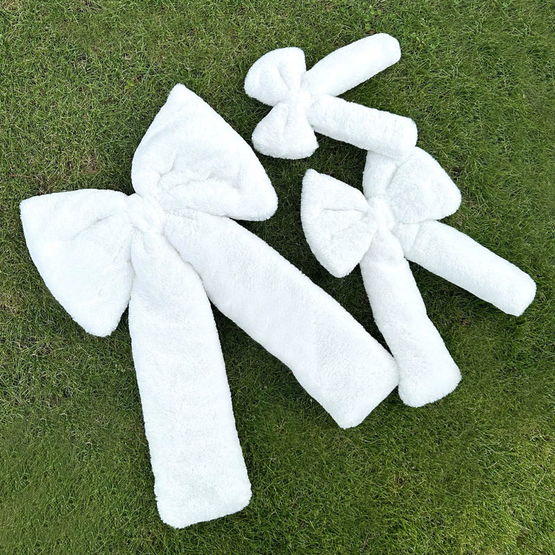 Velvet Christmas Bow, 12" to 27.6" Fluffy Holiday Decor for Home, Wedding & Events, Bulk Pack Red/White Bows for Tree, Gifts & Retail Displays