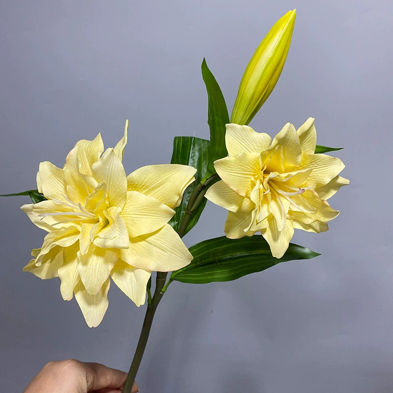 PU Calla Lily Stems, 31" Long with 6" Blooms - Set of 3 for Vase Arrangements, Wedding Centerpieces, Home Decor