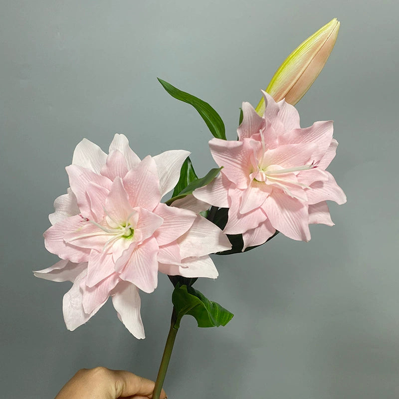 PU Calla Lily Stems, 31" Long with 6" Blooms - Set of 3 for Vase Arrangements, Wedding Centerpieces, Home Decor