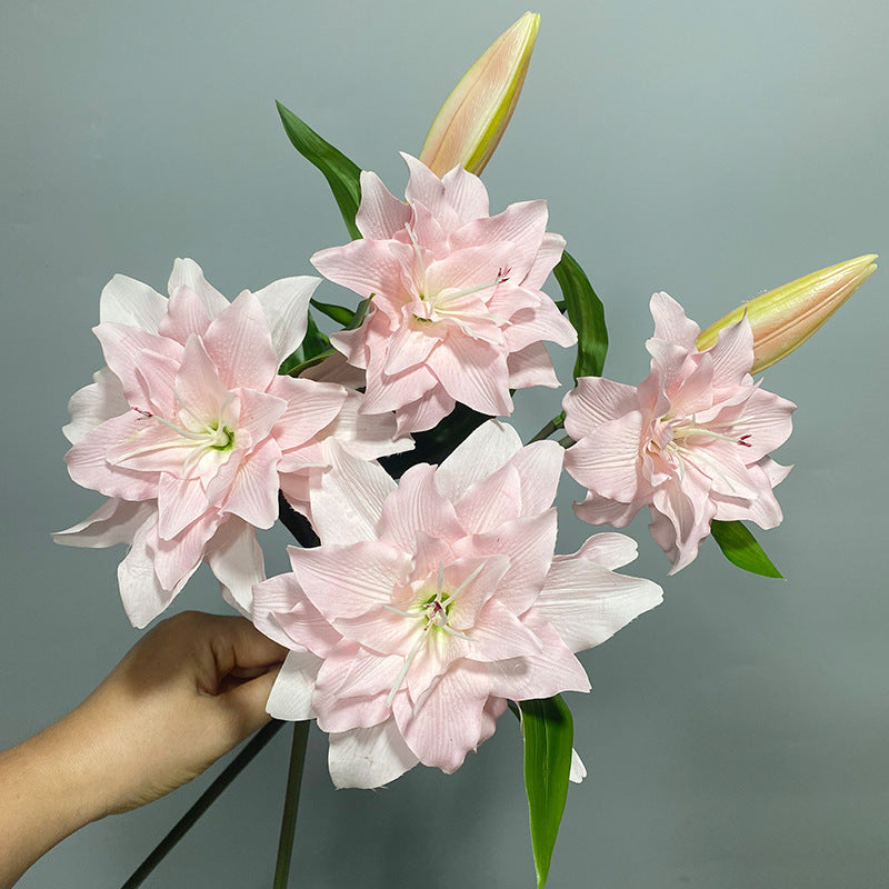 PU Calla Lily Stems, 31" Long with 6" Blooms - Set of 3 for Vase Arrangements, Wedding Centerpieces, Home Decor
