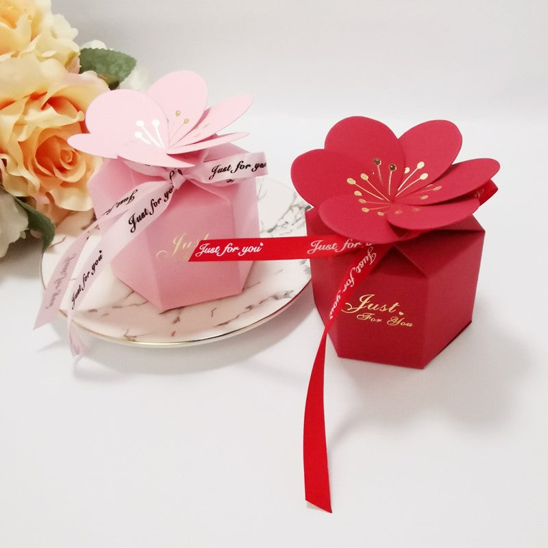 Bulk 50Pcs Party Favor Box Sakura Shaped Gift Box with Ribbons for Themed Party Bridal Shower Wedding Decorations Wholesale