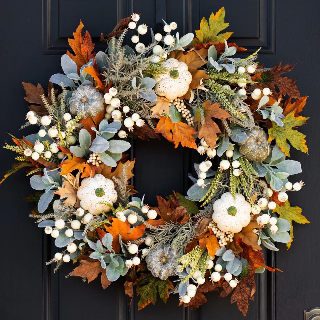 Bulk 14" and 18" Fall Halloween Thanksgiving Christmas Wreaths with Frosted Leaves and Pumpkins for Door Decorations Wholesale