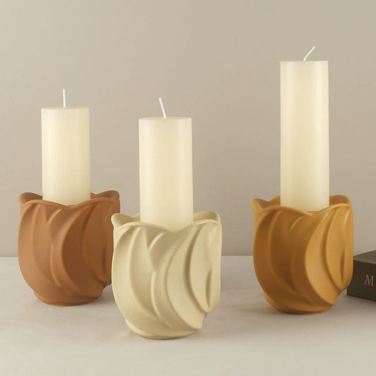 2-Pack Ceramic Leaf-Shaped Candlestick Holders - Minimalist European Style Table Decor