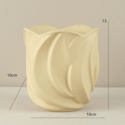 2-Pack Ceramic Leaf-Shaped Candlestick Holders - Minimalist European Style Table Decor