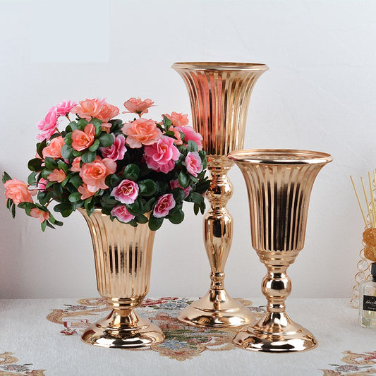 Premium Rust Resistant Table Vase Centerpiece Gold Metal Floral Arrangement for Wedding Banquet Anniversary Ceremony Decor