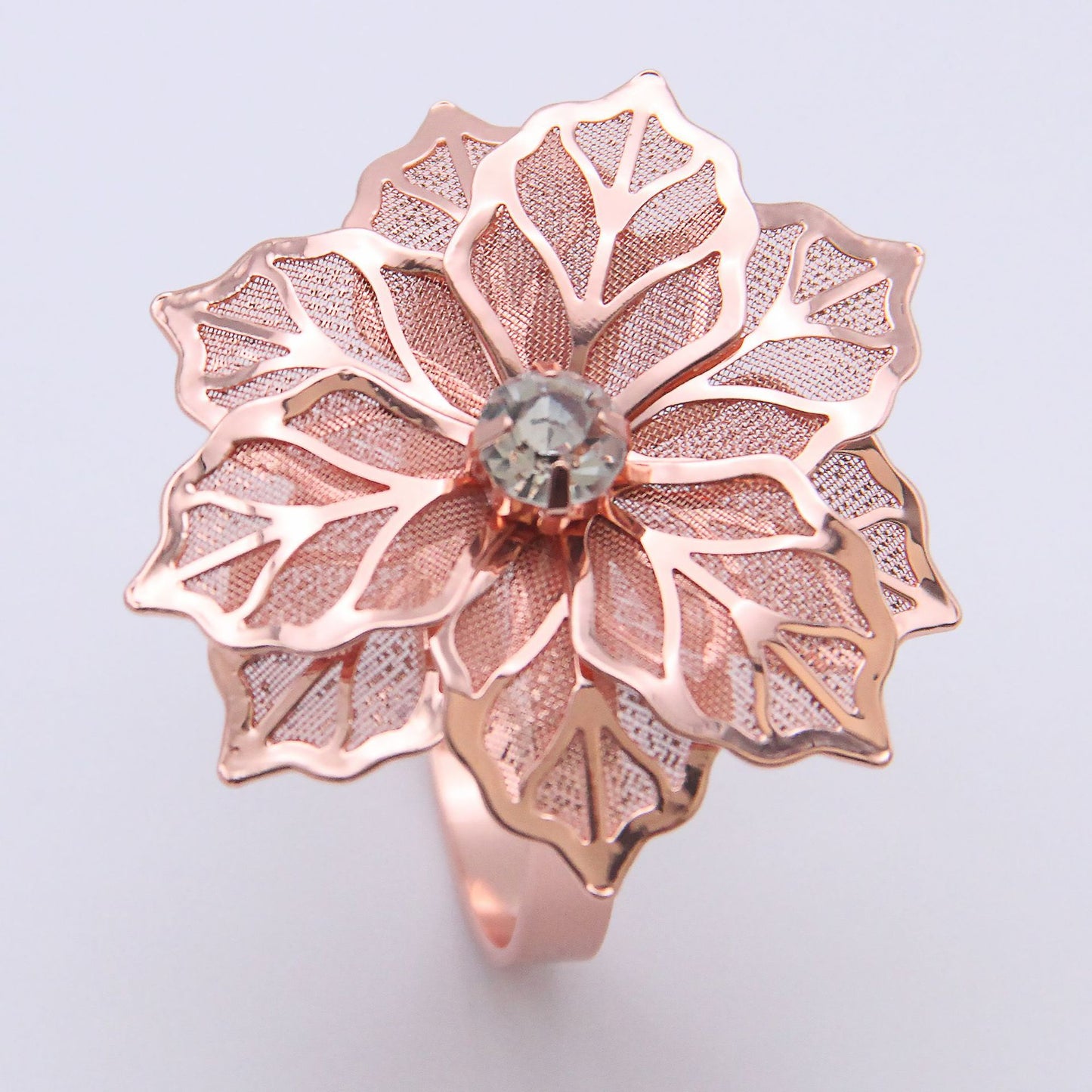 Premium 10 Pack Heavy Duty Metal Rose Napkin Rings Electroplated Wedding Banquet Decor Christmas Anniversary Table Settings