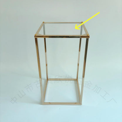 Bulk Gold Geometric Square Aisle Flower Stand for Party Flowers Display Pedestal Stand Wedding and Birthday Decor Wholesale