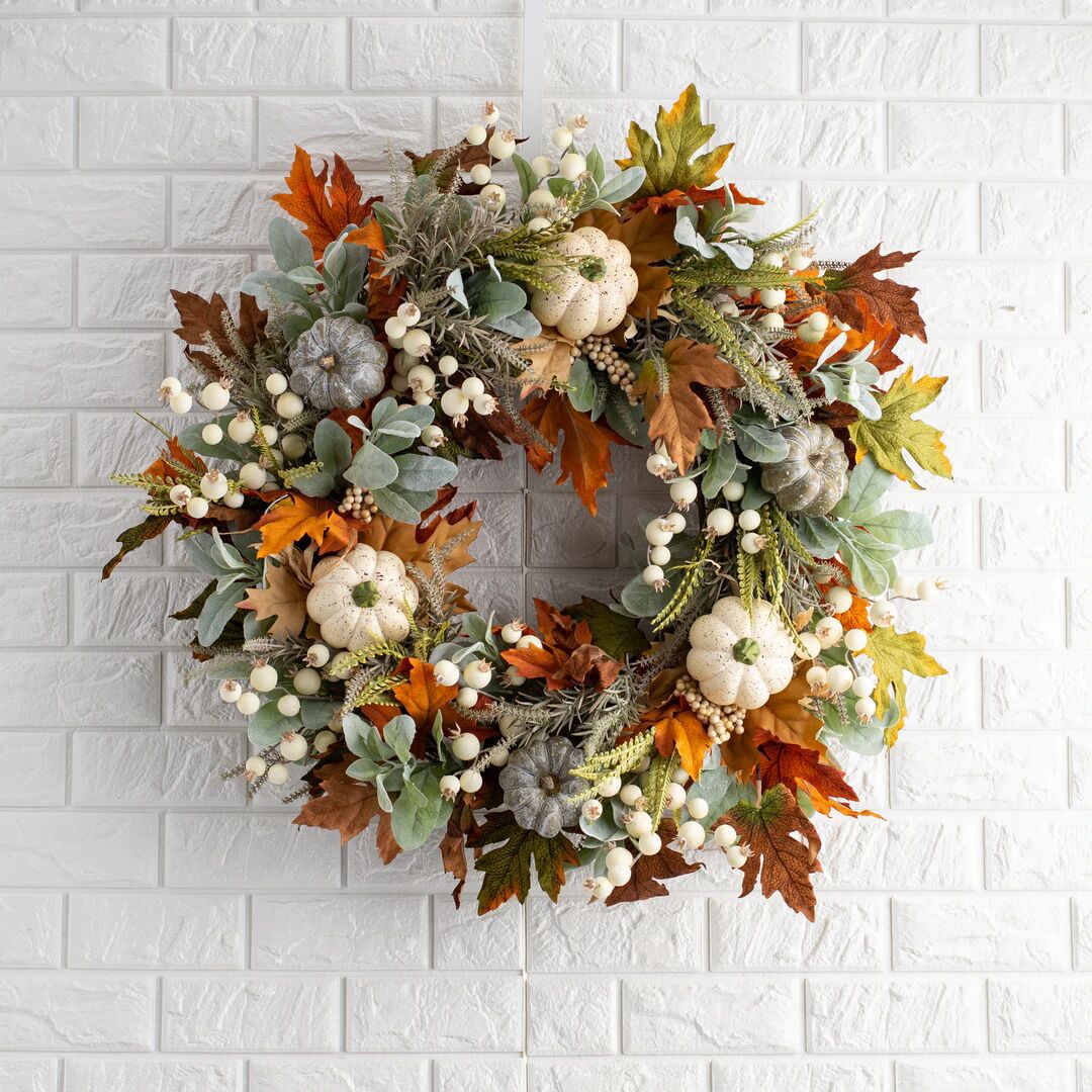 Bulk 14" and 18" Fall Halloween Thanksgiving Christmas Wreaths with Frosted Leaves and Pumpkins for Door Decorations Wholesale