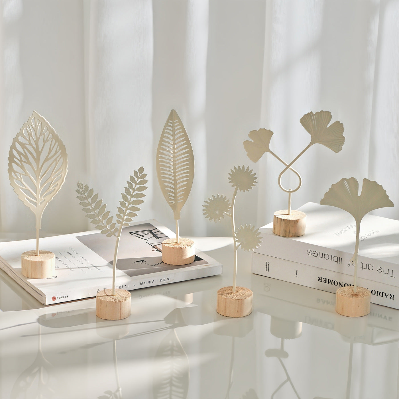 6-Piece Metal Leaf Table Decor Set – Modern Shelf & Desk Accents for Living Room, Entryway & Bar Cabinet