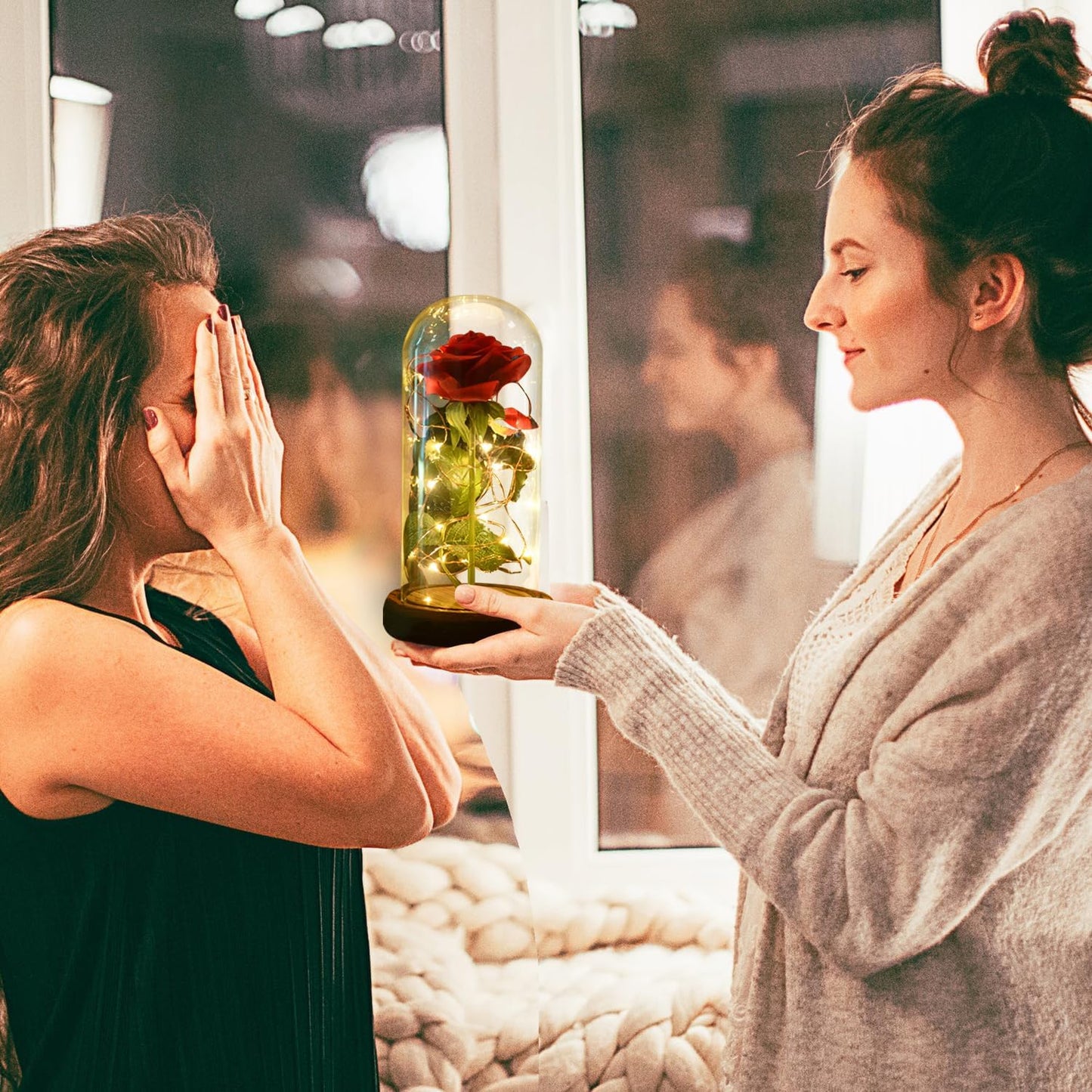 Bulk Eternal Artificial Rose with LED Light in Glass Dome Gift for Women Mom Birthday Valentine's Day and Thanksgiving Wholesale