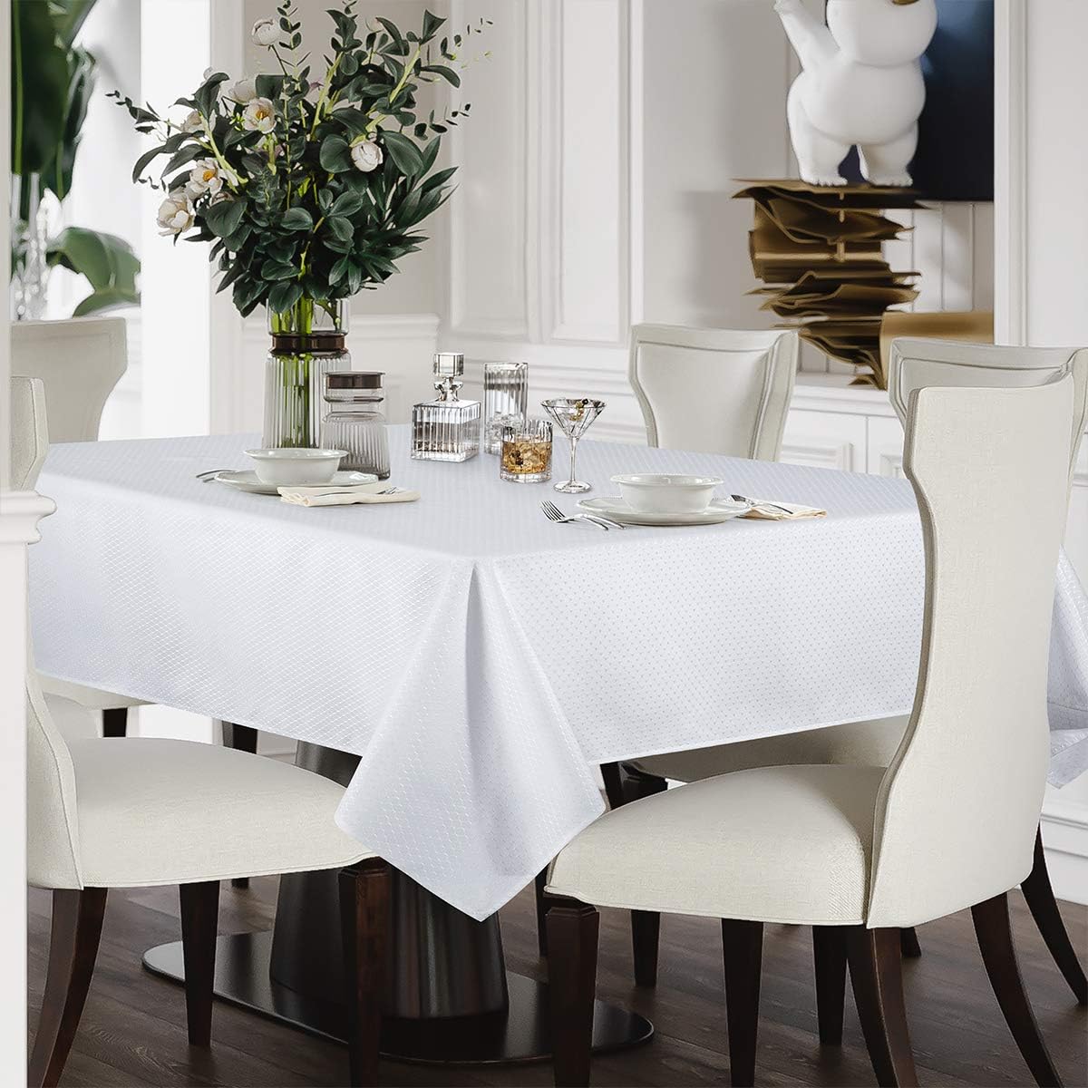 Bulk Solid Plaid Jacquard Spring Tablecloth Wrinkle and Water Resistant, Contemporary Woven Decorative Table Cover for Holiday Events Wholesale