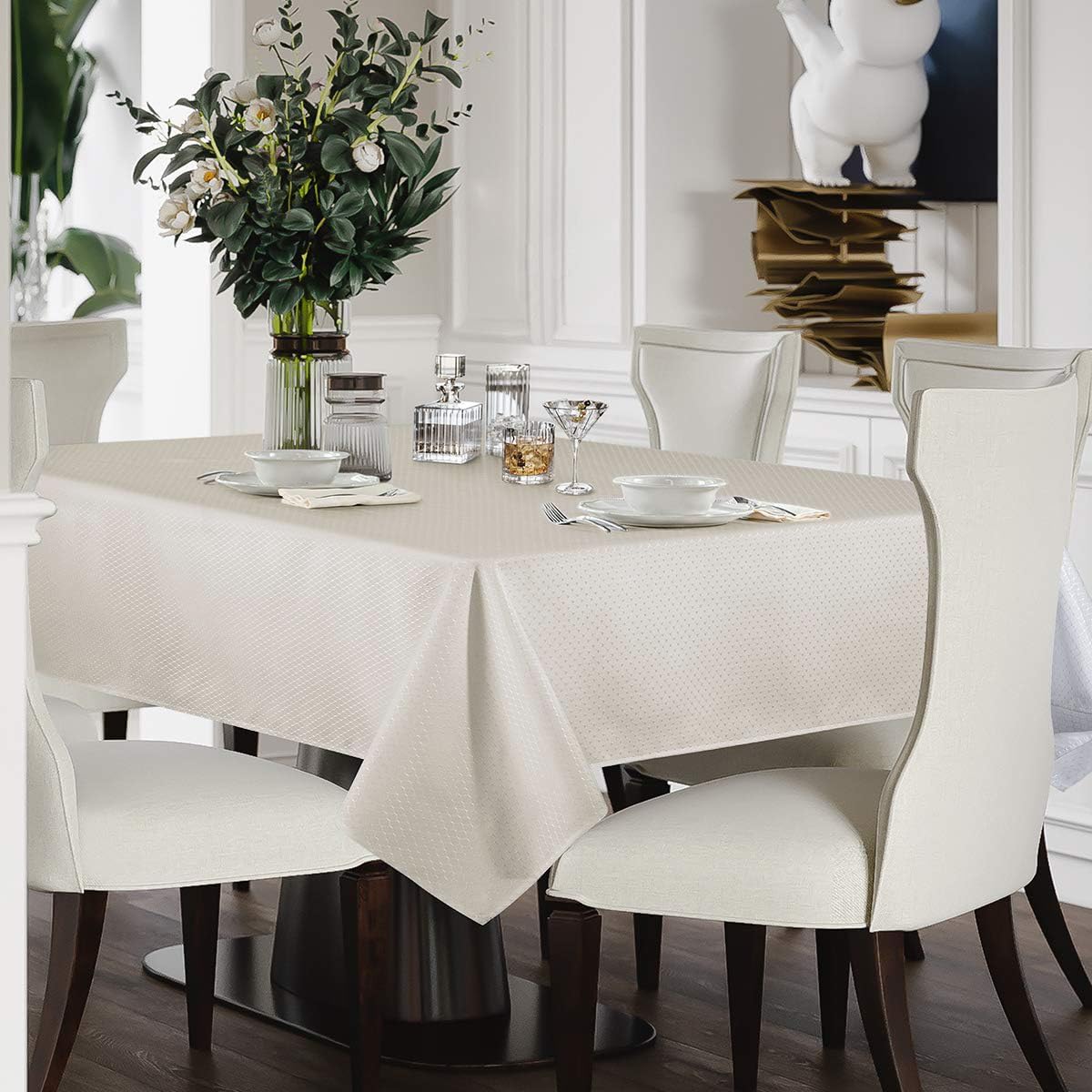 Bulk Solid Plaid Jacquard Spring Tablecloth Wrinkle and Water Resistant, Contemporary Woven Decorative Table Cover for Holiday Events Wholesale