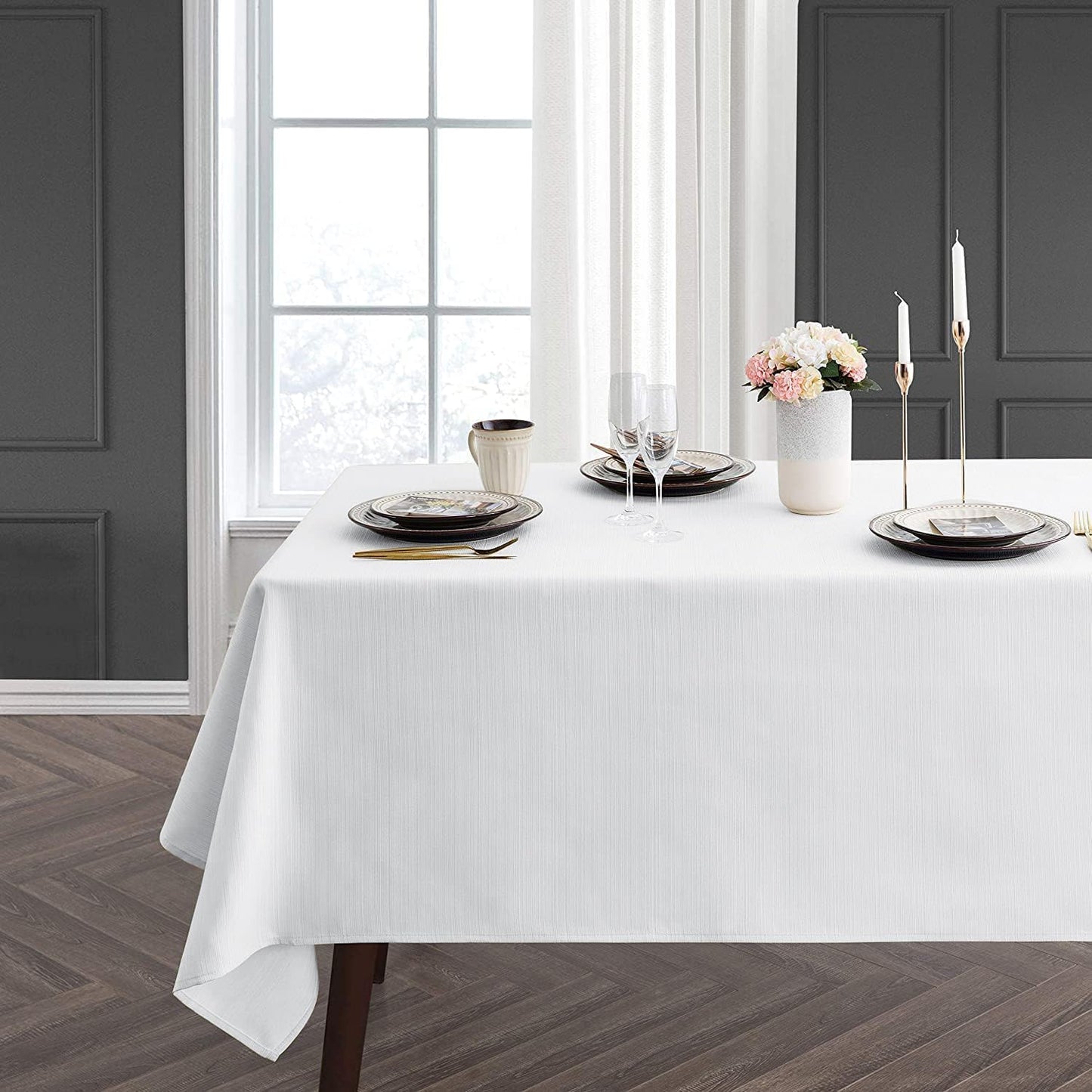 Bulk Solid Plaid Jacquard Spring Tablecloth Wrinkle and Water Resistant, Contemporary Woven Decorative Table Cover for Holiday Events Wholesale