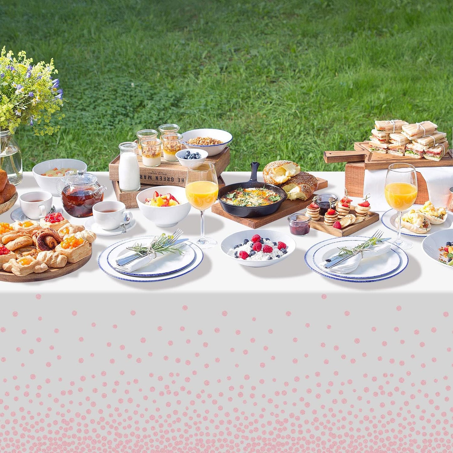 Bulk Waterproof Disposable Checkered Tablecloth 54 × 108 Inches Ideal for Outdoor Picnics Birthday Parties and Banquet Decoration Wholesale