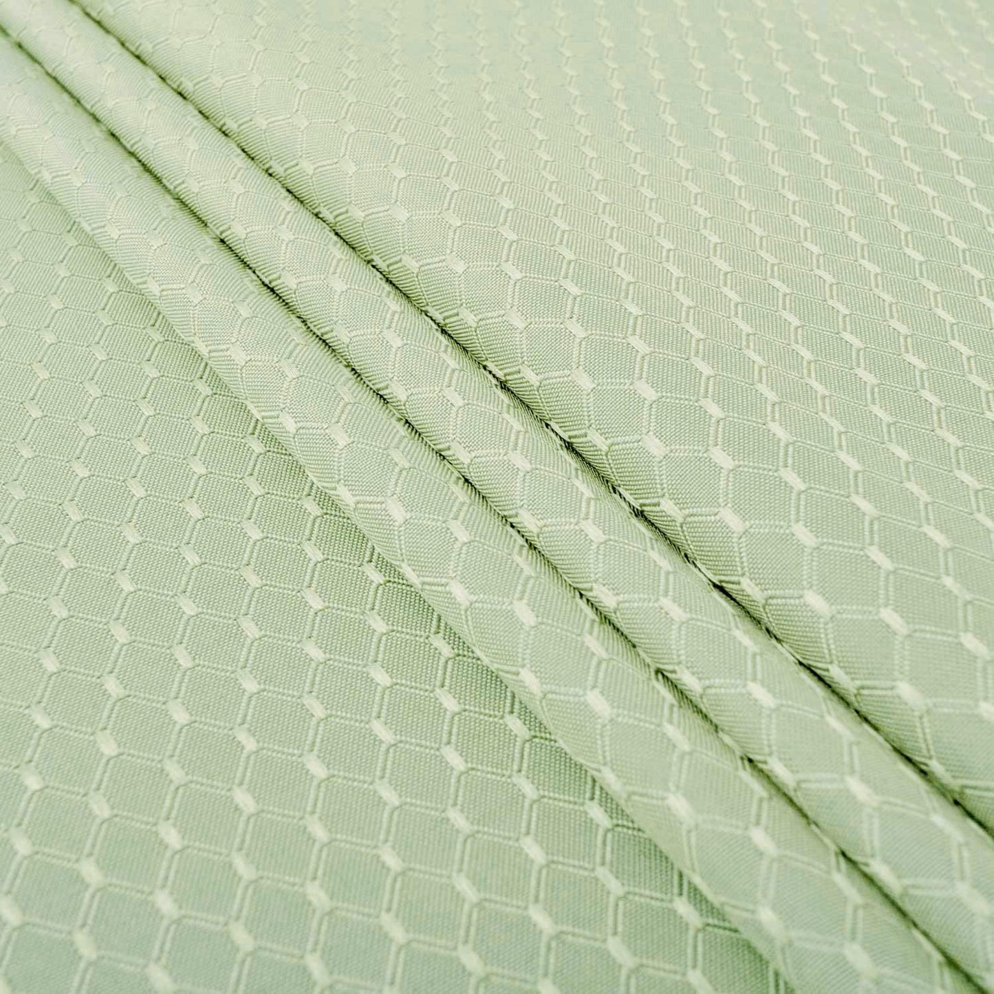 Bulk Solid Plaid Jacquard Spring Tablecloth Wrinkle and Water Resistant, Contemporary Woven Decorative Table Cover for Holiday Events Wholesale