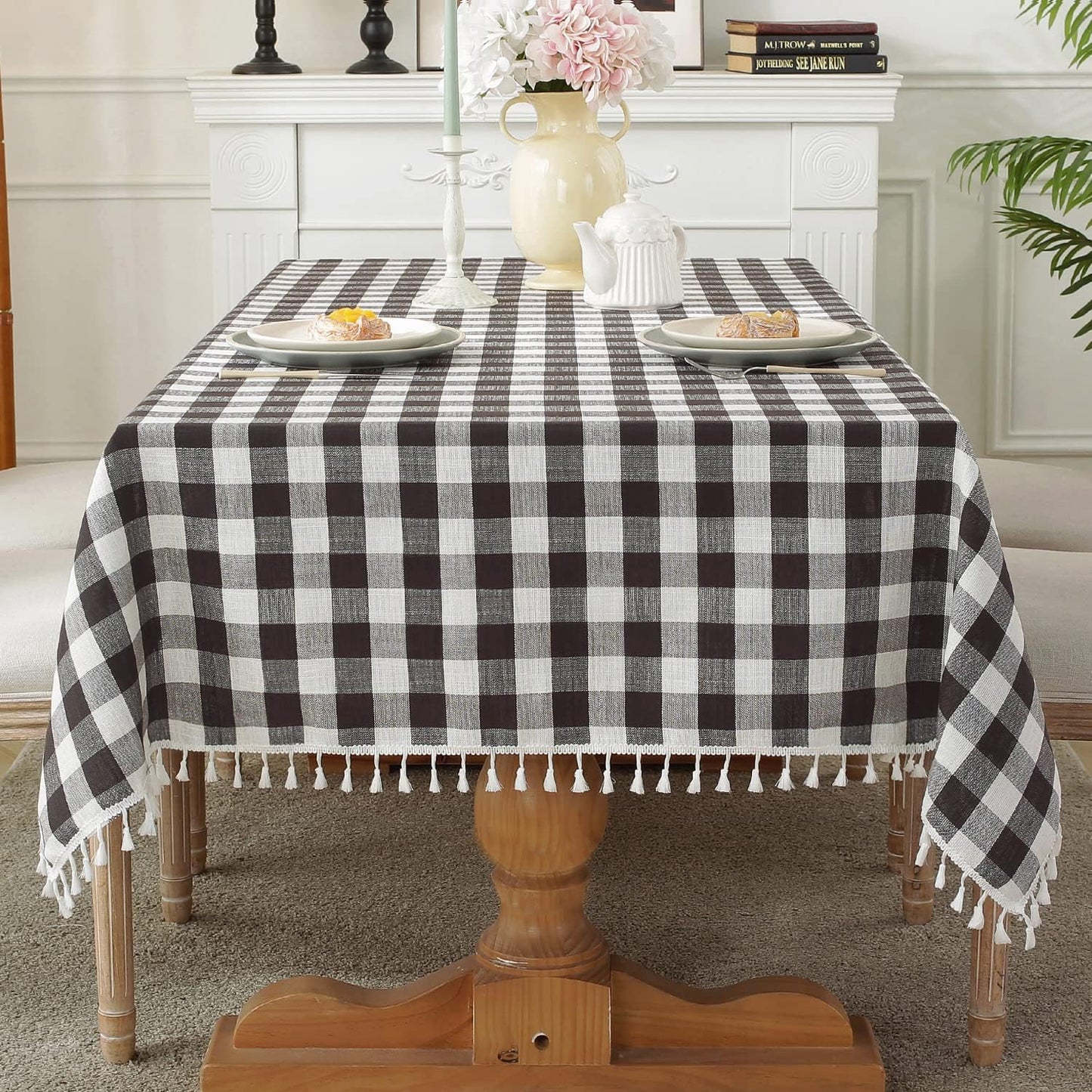 Bulk St. Patrick's Day Checkered Tablecloth Washable Buffalo Plaid with Tassel Suitable for Kitchen and Dining Room Decor Wholesale