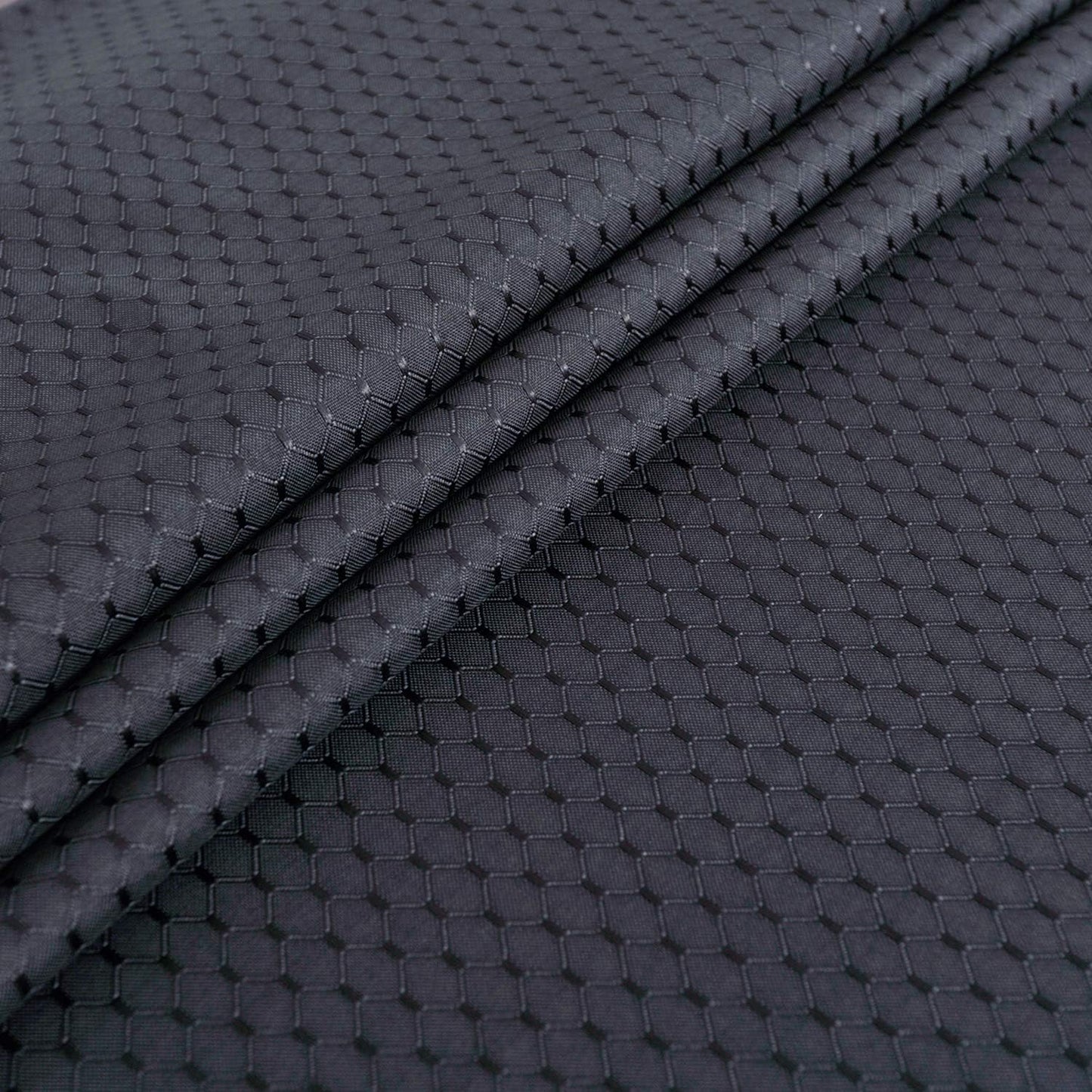 Bulk Solid Plaid Jacquard Spring Tablecloth Wrinkle and Water Resistant, Contemporary Woven Decorative Table Cover for Holiday Events Wholesale