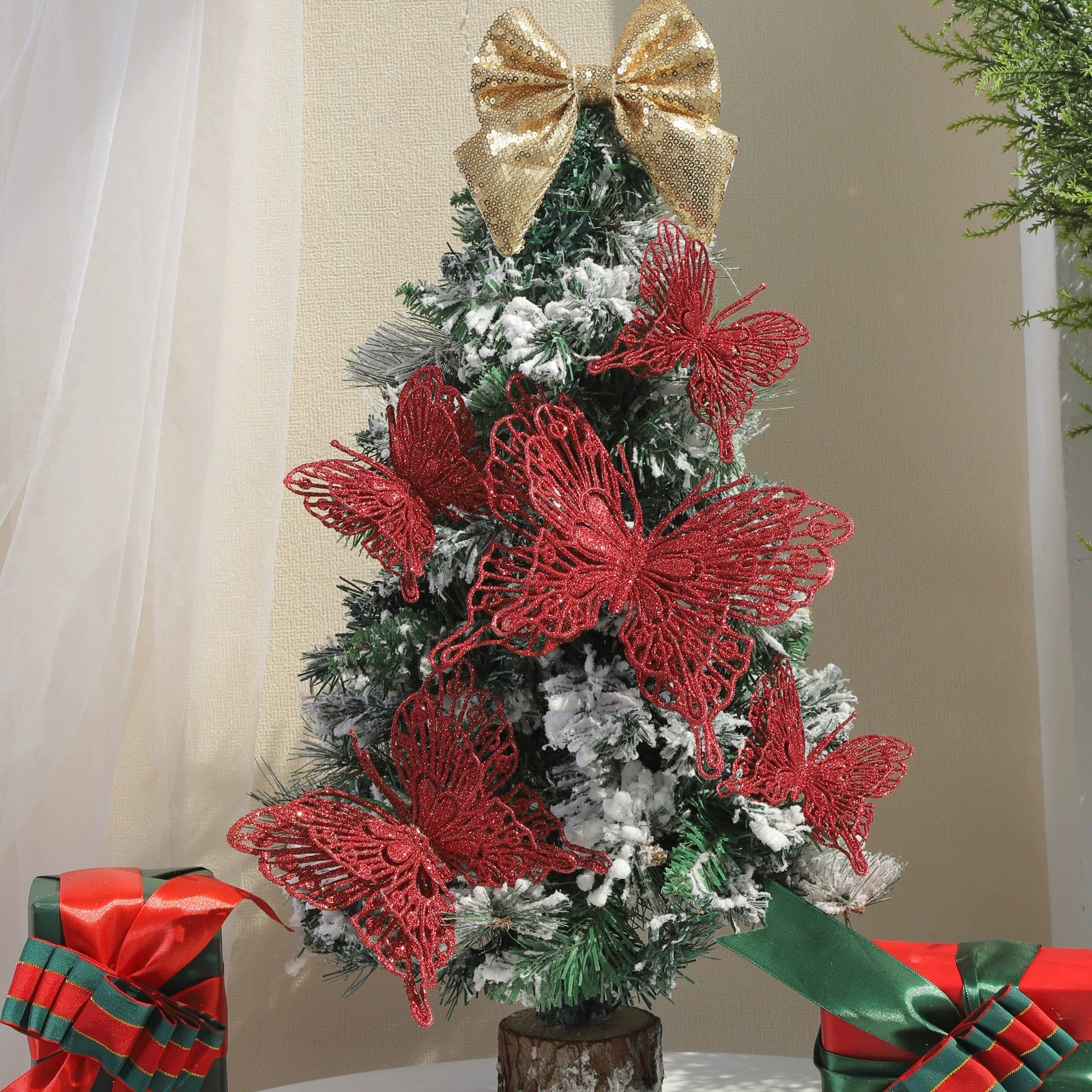 9-Piece 3D Glitter Double-Layer Hollow Butterfly Christmas Decor Set (3 Sizes) + 9 Clips