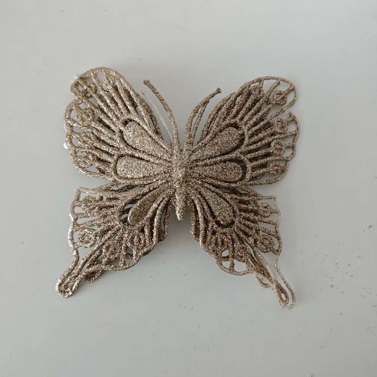 9-Piece Christmas Butterfly Decor Set 3D Glitter Double-Layer Hollow - TreeWallWreath Decor + 9 Clips