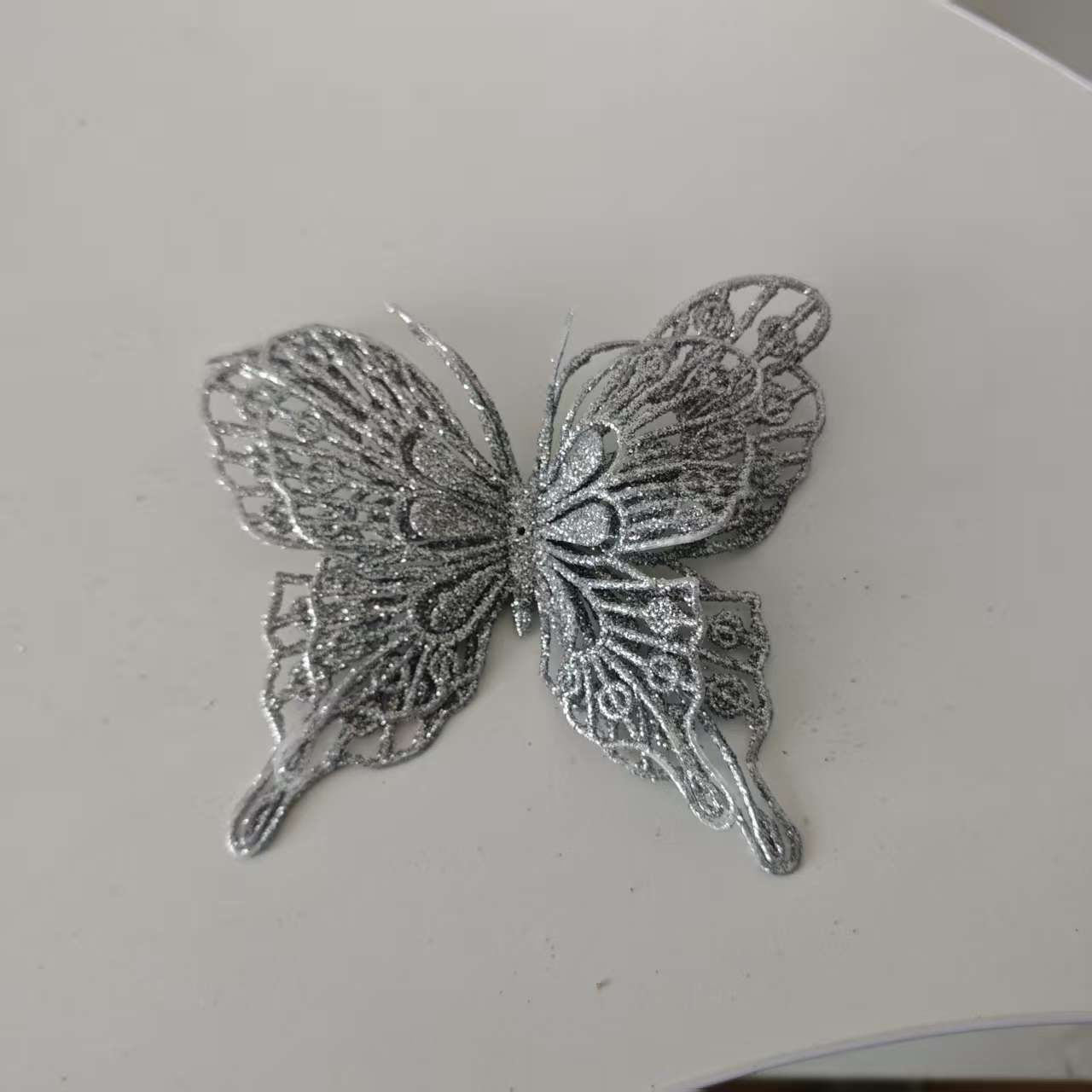 9-Piece Christmas Butterfly Decor Set 3D Glitter Double-Layer Hollow - TreeWallWreath Decor + 9 Clips