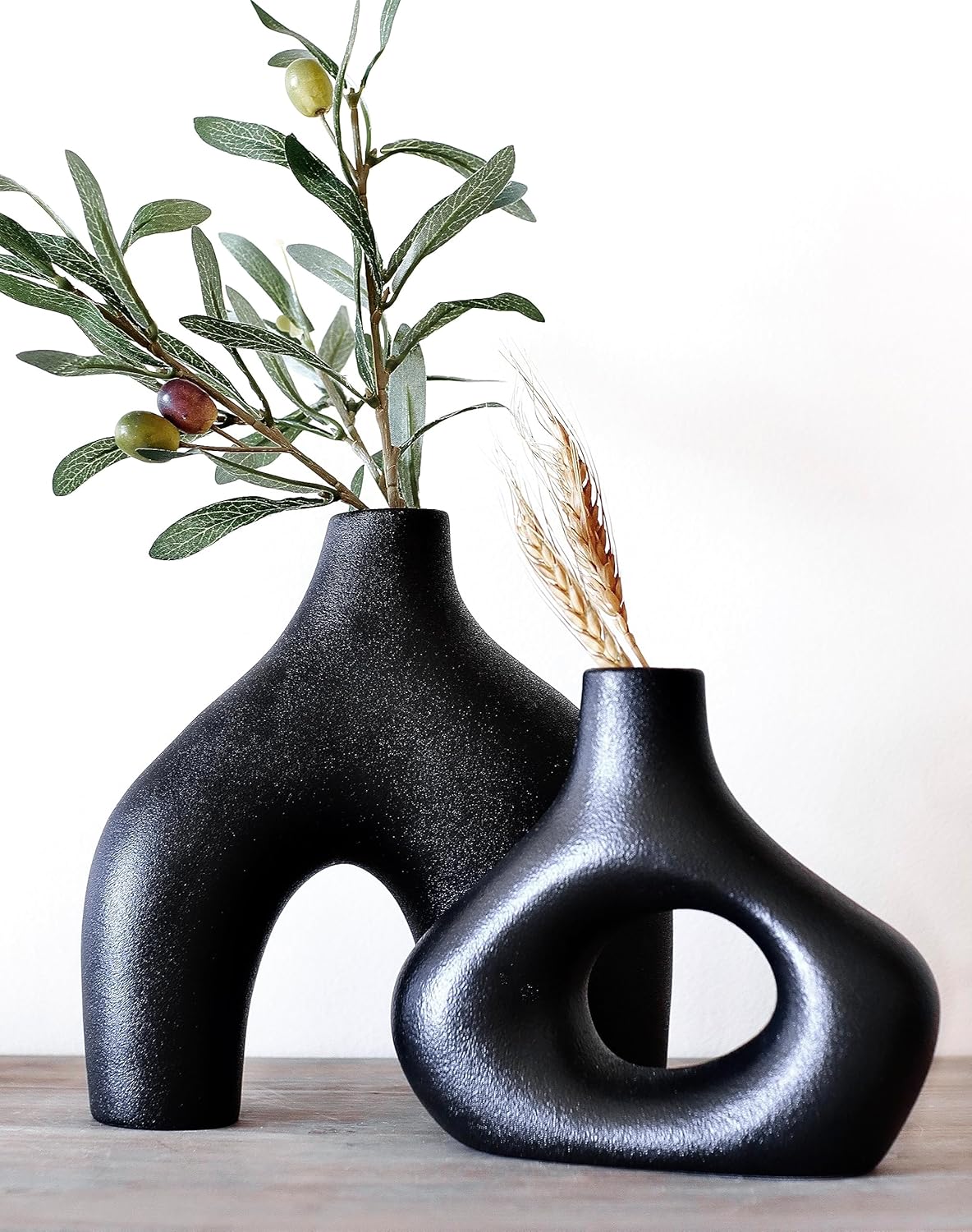 Bulk Nordic Donut Vase Handmade Ceramic Hollow Vases for Olive Branches & Table Centerpieces Minimalist Modern Home Decor for Wedding Shelf Office Console Entryway Sculptural Neutral Décor Wholesale
