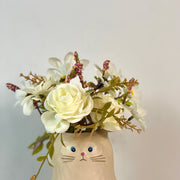 Artificial Cat Planter with Artificial Flowers, Cat-Shaped Pot, Bulk Wholesale for Cat Lovers