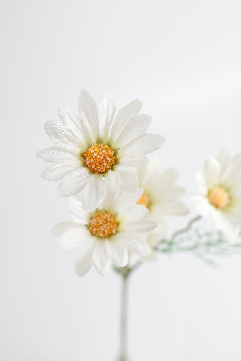 Artificial Daisy Flower 18 Inch Silk Stem 1 Pc White