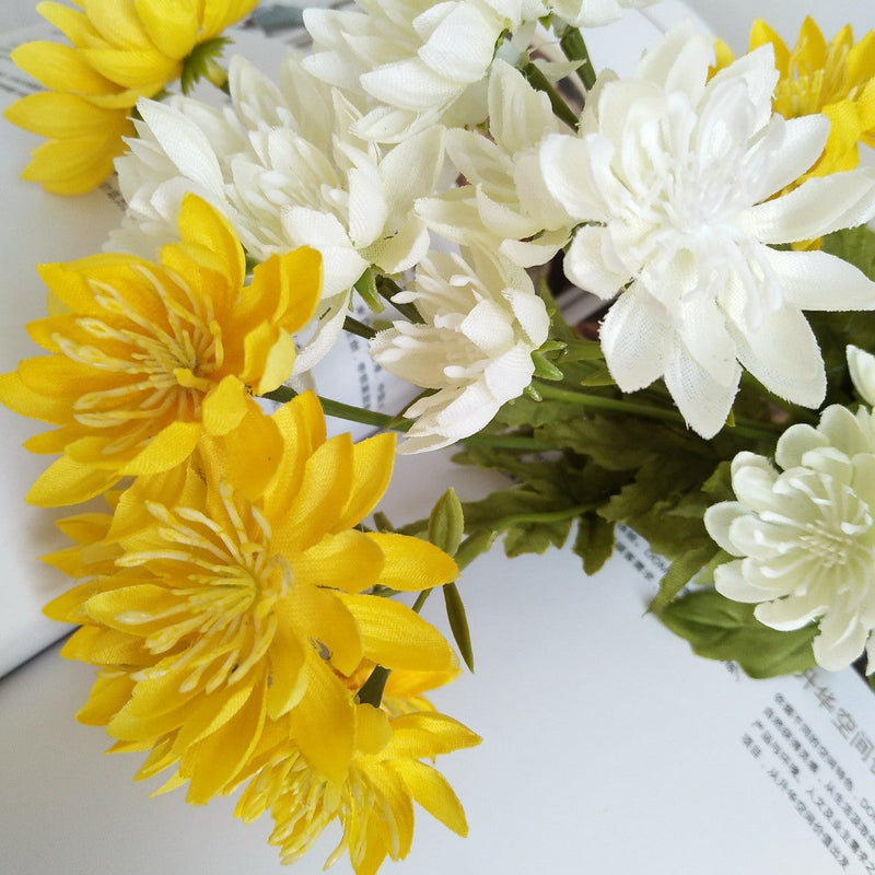 Artificial Daisy Flowers 18 Inch Silk Stems Bouquet