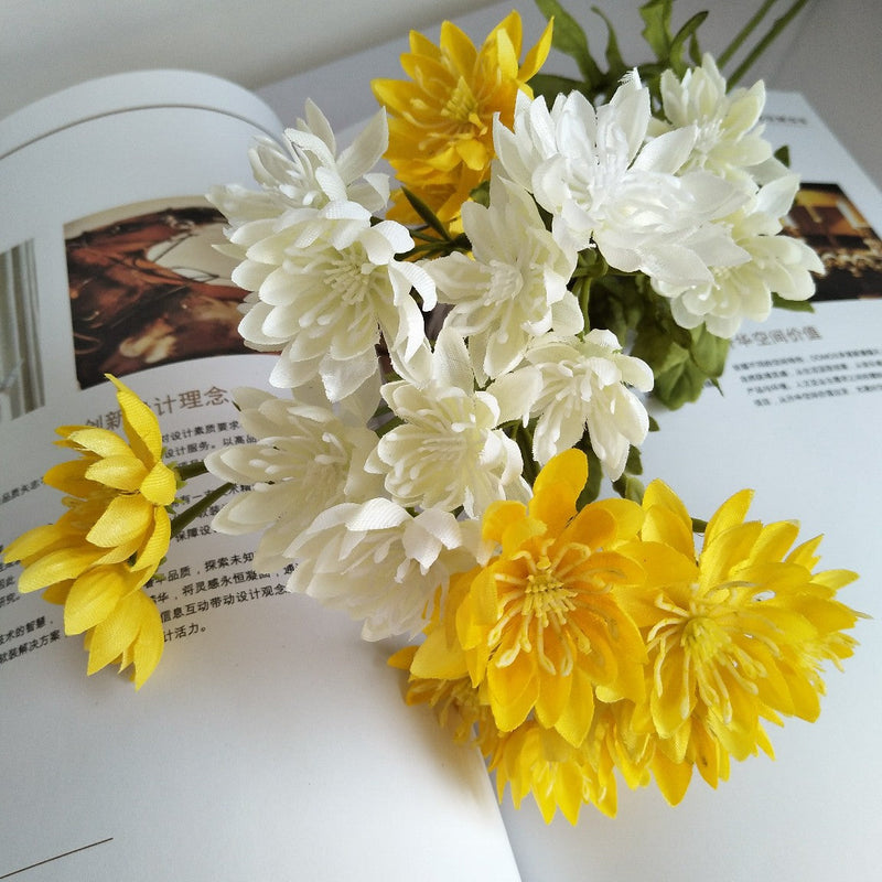 Artificial Daisy Flowers 18 Inch Silk Stems Bouquet