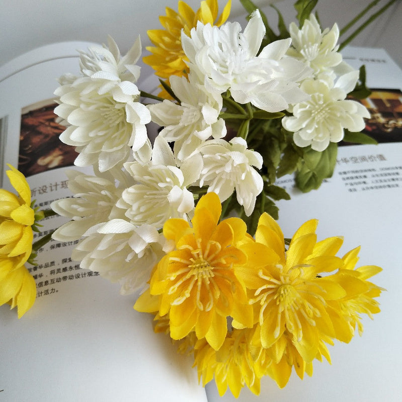 Artificial Daisy Flowers 18 Inch Silk Stems Bouquet