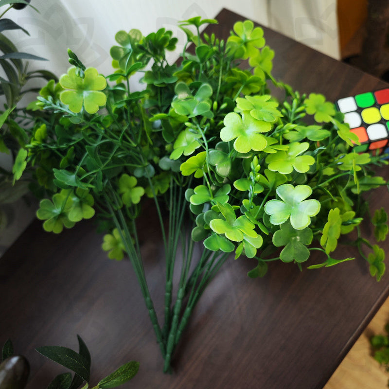 10 Pcs Artificial St. Patrick’s Day Clover Plants UV Resistant Outdoor Lucky Green Foliage