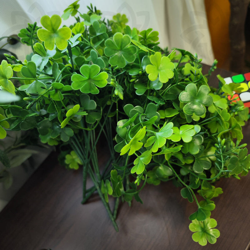 10 Pcs Artificial St. Patrick’s Day Clover Plants UV Resistant Outdoor Lucky Green Foliage