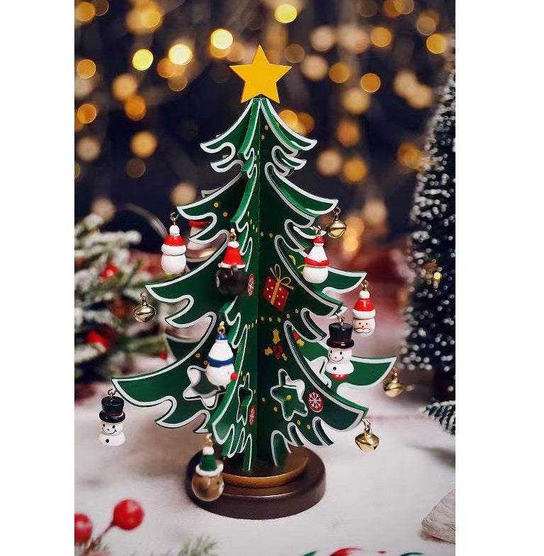 11 Inch Three-Panel Lacquered Wooden Christmas Tree Ornament Bulk Quantity