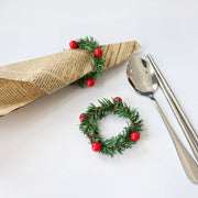 Artificial Pine Needle Napkin Rings with 4 Berries, Bulk Set, Natural Green, Durable Artificial Material