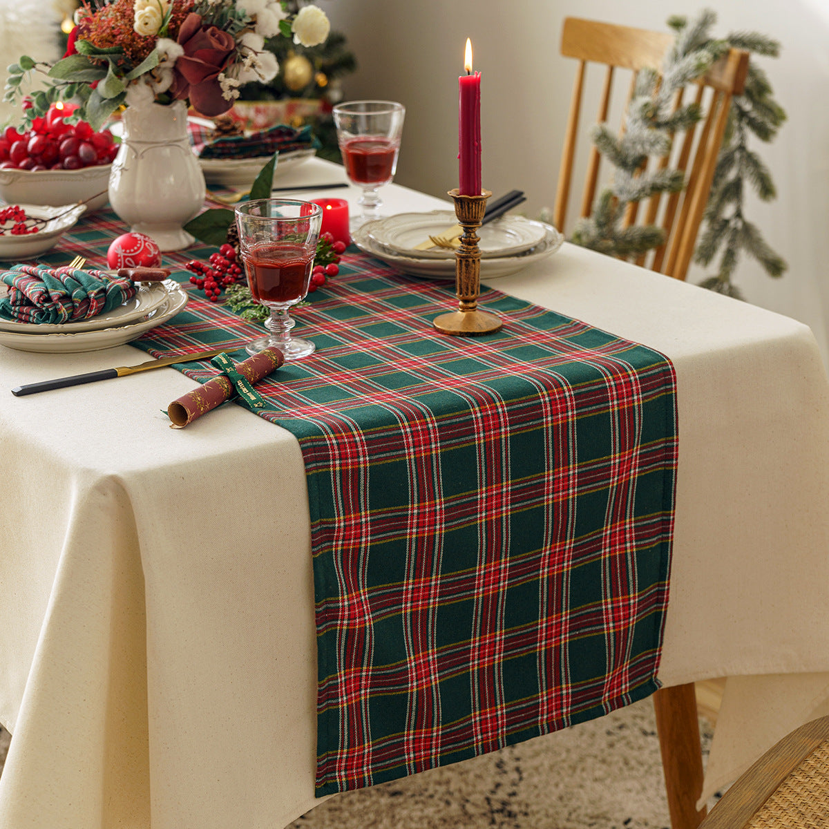 Bulk Christmas Plaid Snowflakes Table Runner Placemats Napkin for Dining Table Wholesale