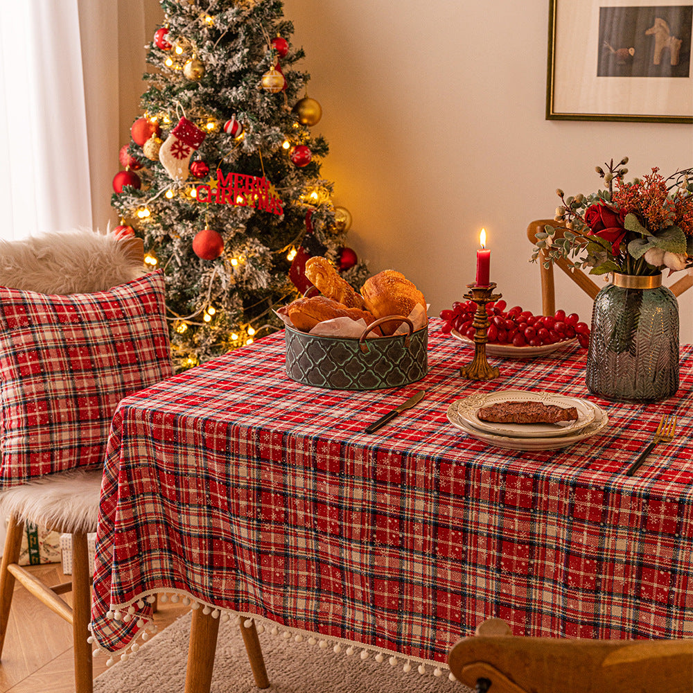 Bulk Christmas Plaid Snowflakes Tablecloths with Plush Ball for Christmas Party Decor Wholesale